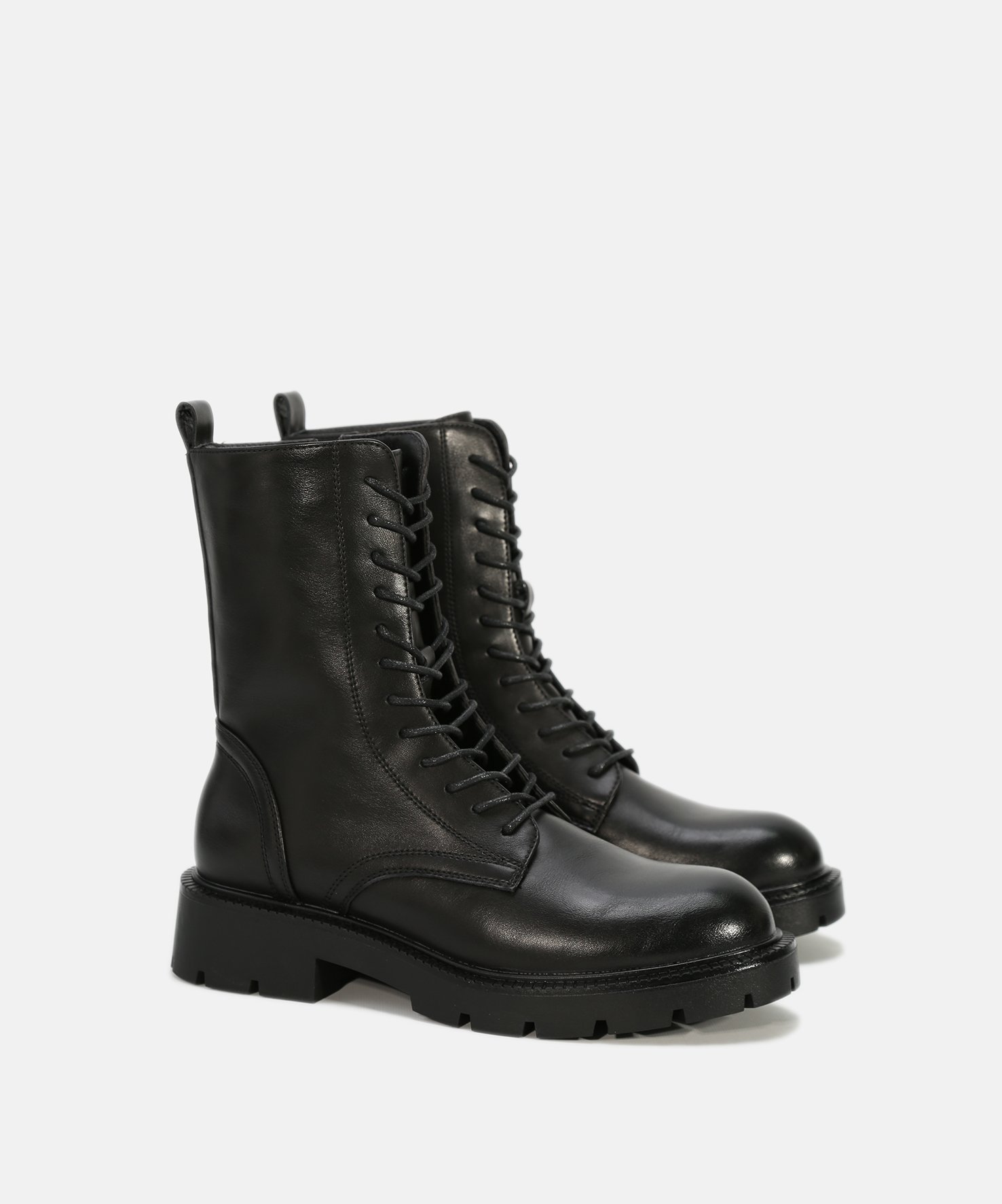 Botines tac&oacute;n cord&oacute;n image number null